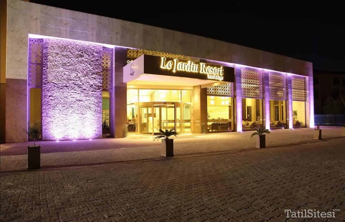 Queens Park Le Jardin